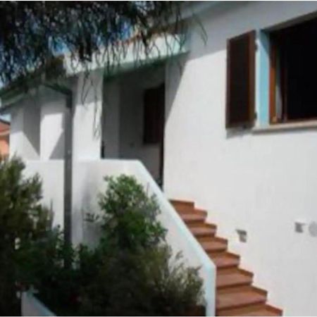 Casa Vacanze A Pochi Passi Dal Mare La Maddalena (Sassari) Exterior foto