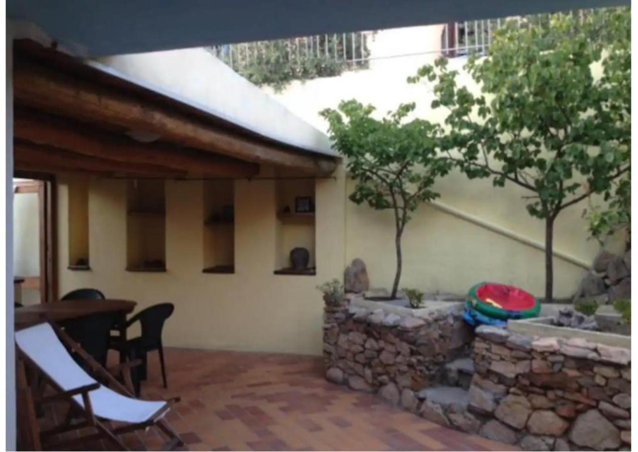 Casa Vacanze A Pochi Passi Dal Mare La Maddalena (Sassari) Exterior foto